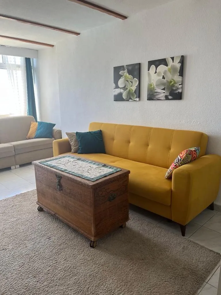 A Step From The Ocean!!! Apartment Benalmadena